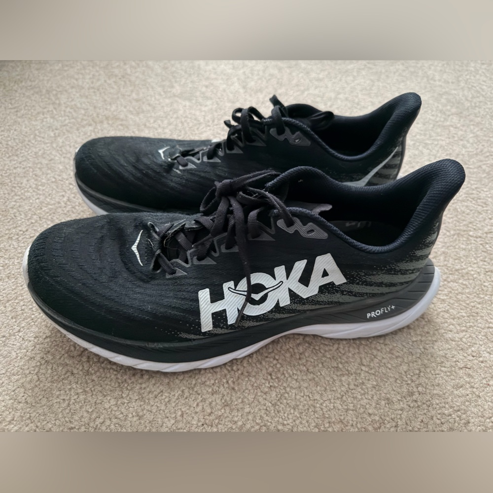 Hoka Profly